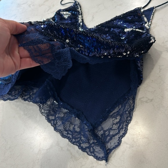 Free People Turn it On Swinging Sequins Lace Trimmed Tank Top Size Medium Blue - Picture 10 of 15